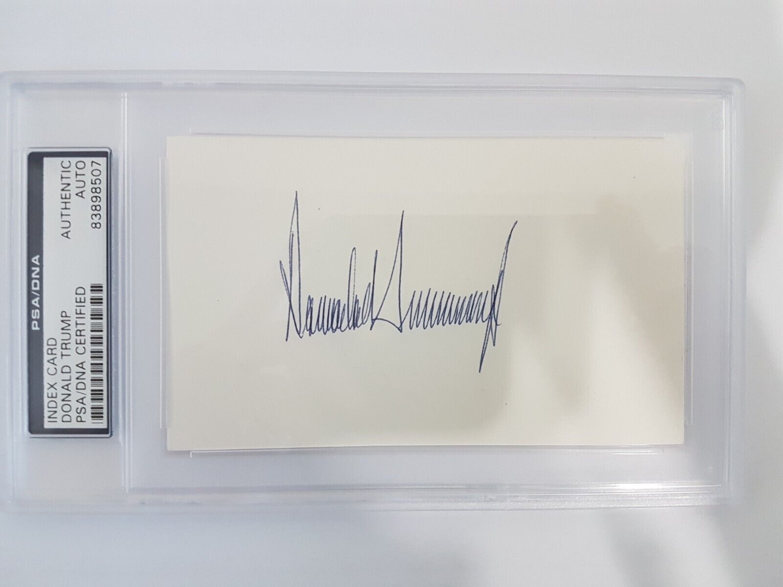 Donald Trump Ultra rare full signed Index card