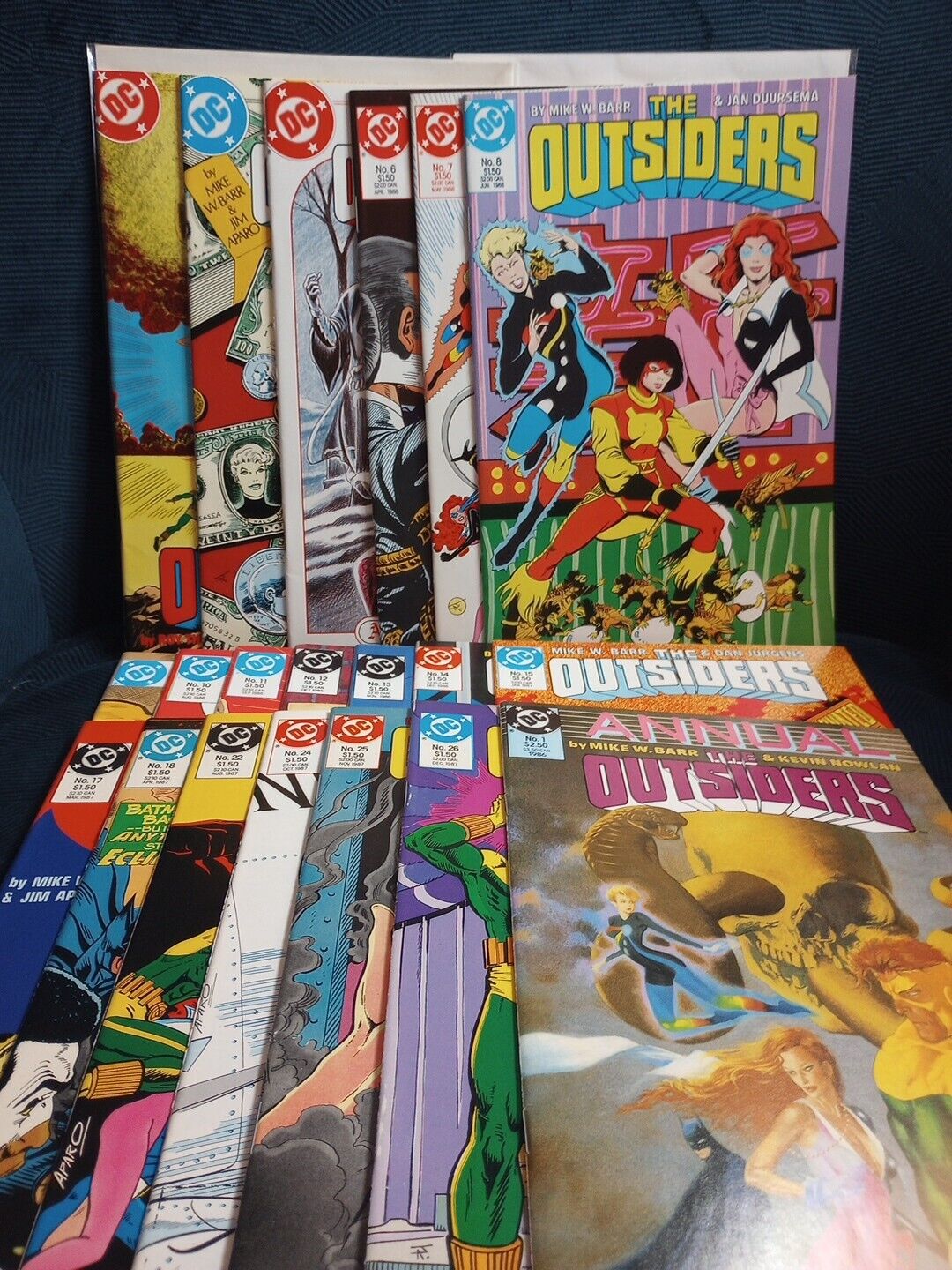 THE OUTSIDERS (1985-1987) High Grade 20 Book Lot Deluxe Format