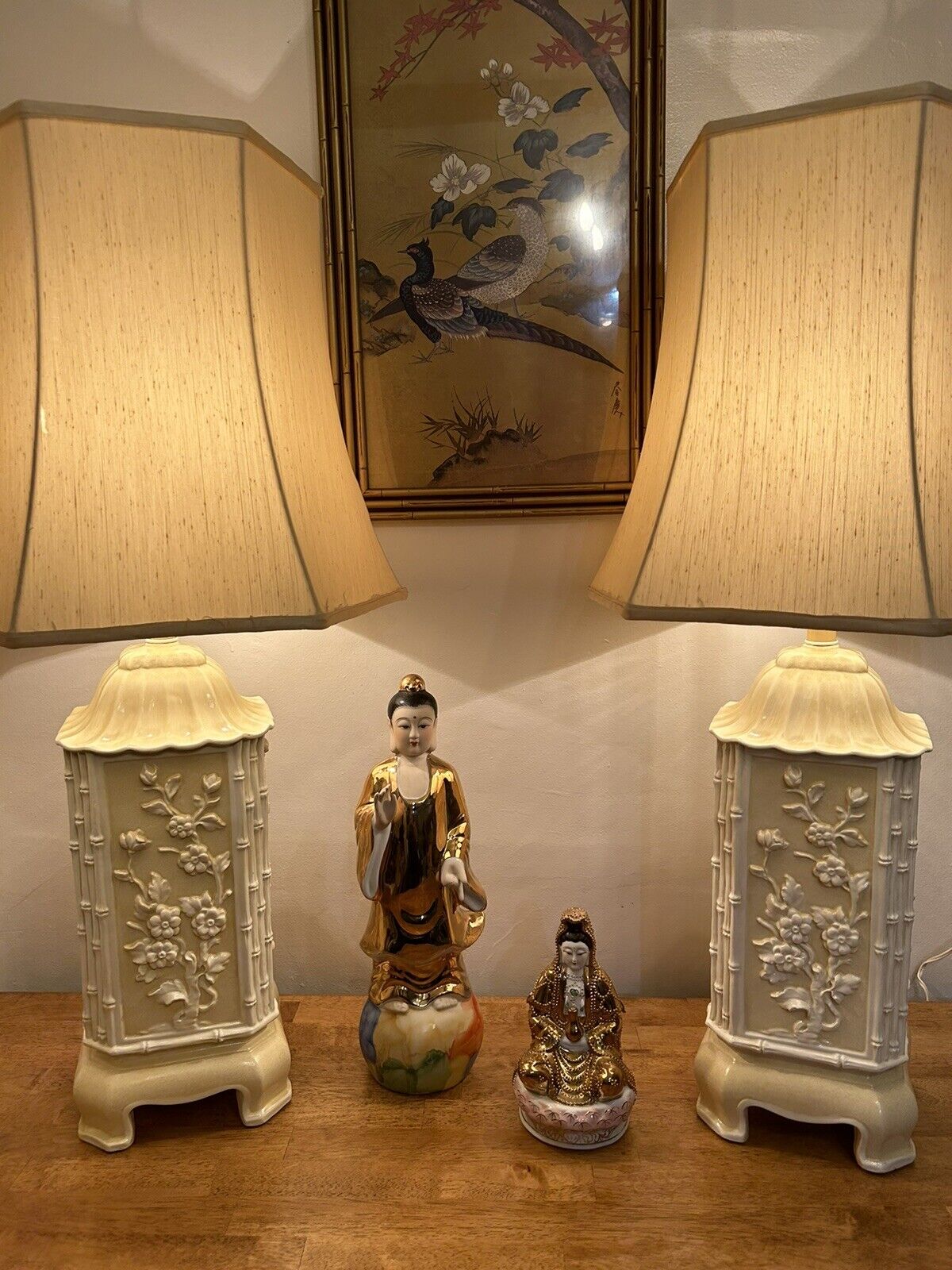 Gorgeous Chinese Pagoda Pair Of Lamps White And Cream Vintage With Shades