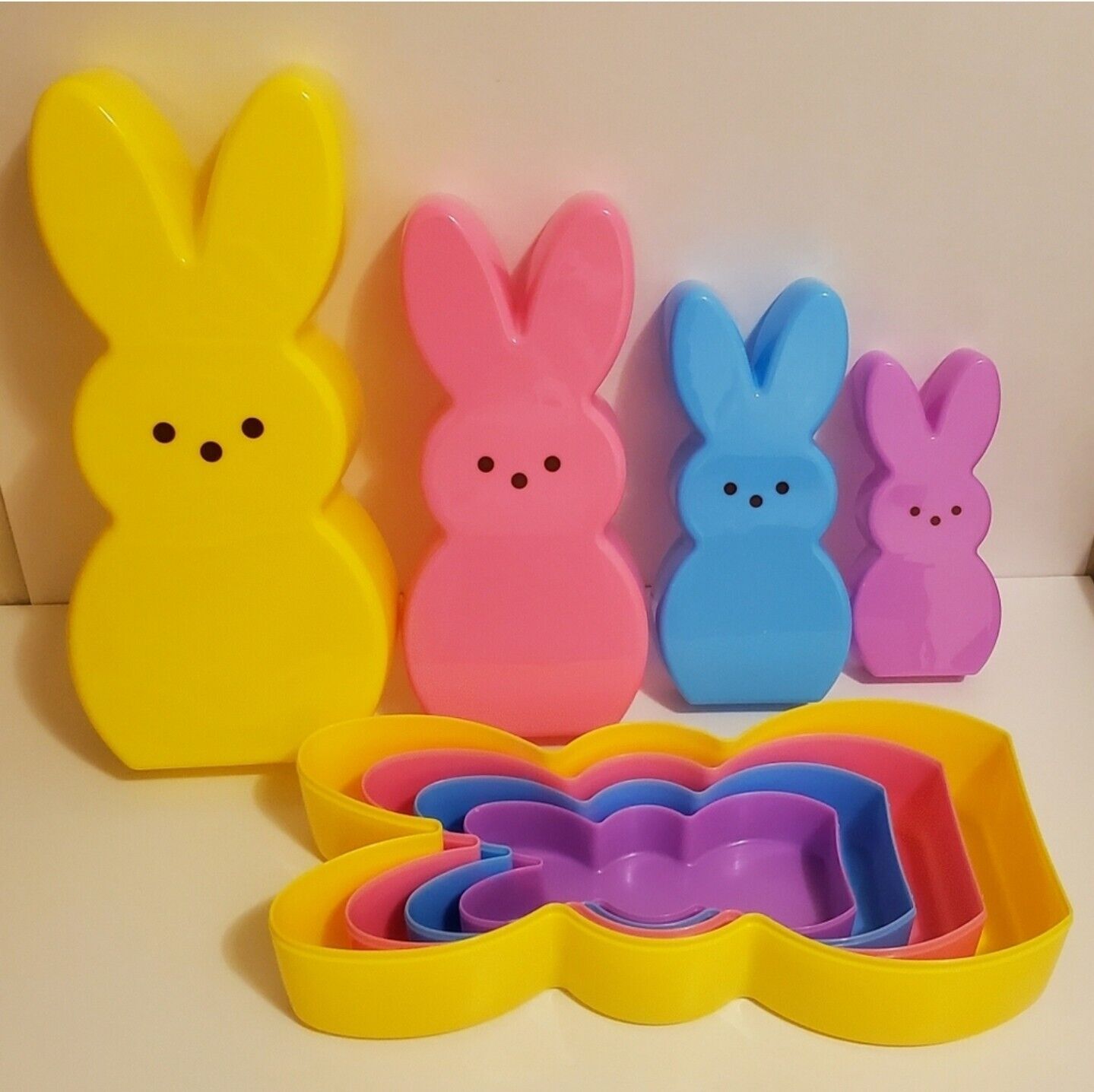 NEW Peeps Easter Nesting Bunny Set of 4 Containers