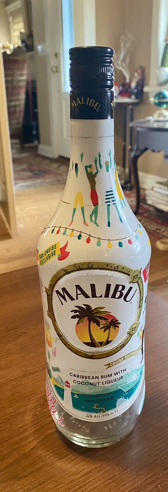 Malibu Caribbean Rum Coconut Liqueur  Limited Edition Empty Glass Bottle w/cap