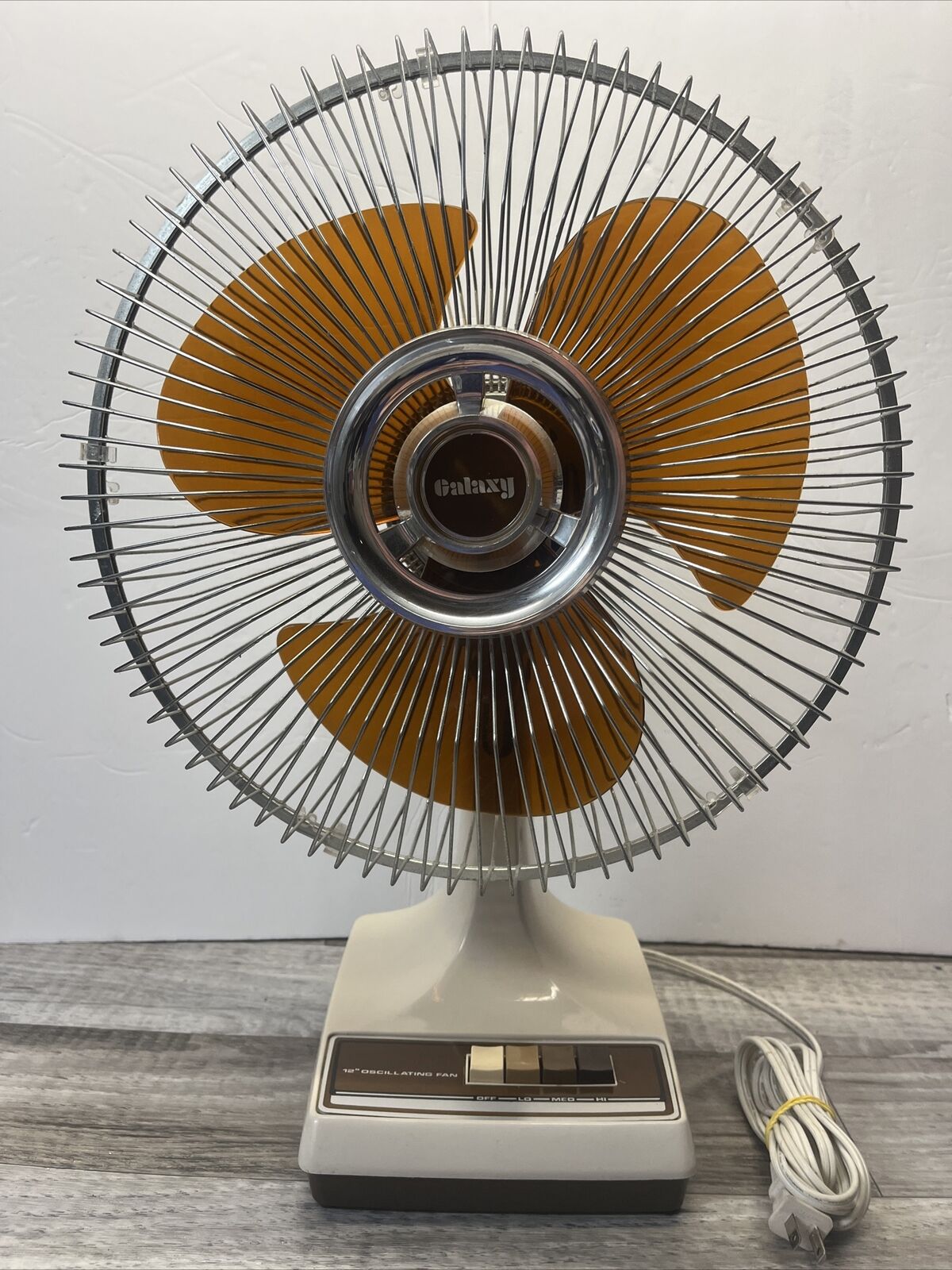 VINTAGE GALAXY 12” - Oscillating Electric Fan 80s Amber Acrylic 3 Blades 3 Speed