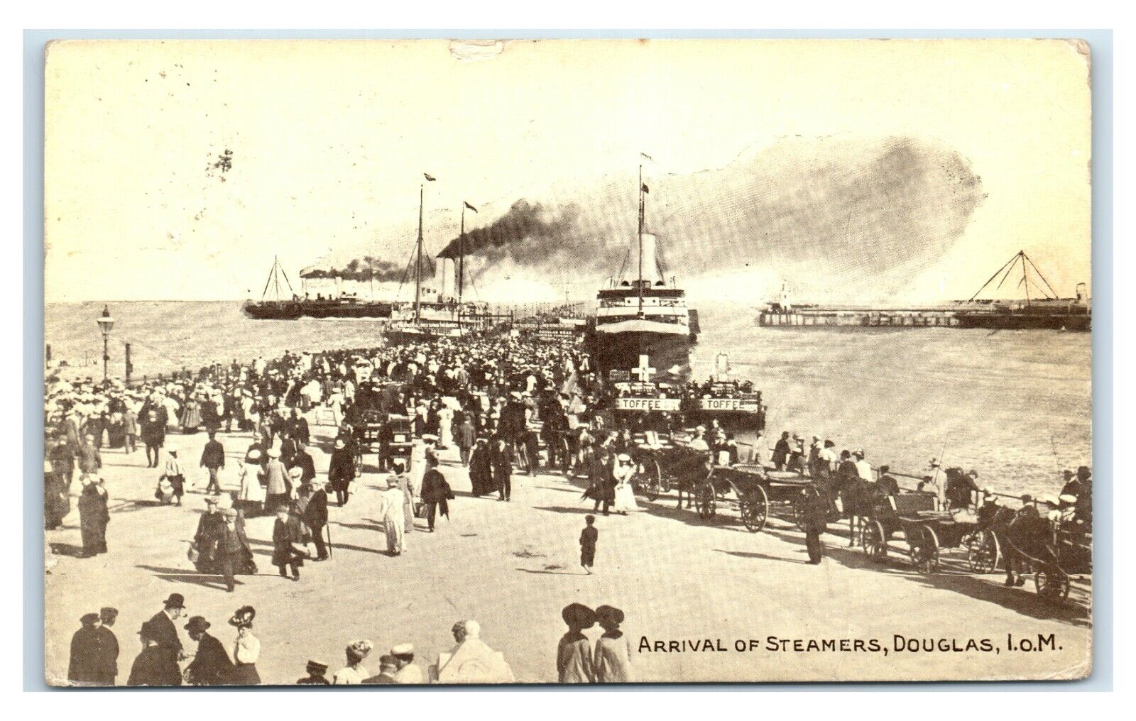 Postcard Arrival of Steamers, Douglas, IOM Isle of Man 1908 U78