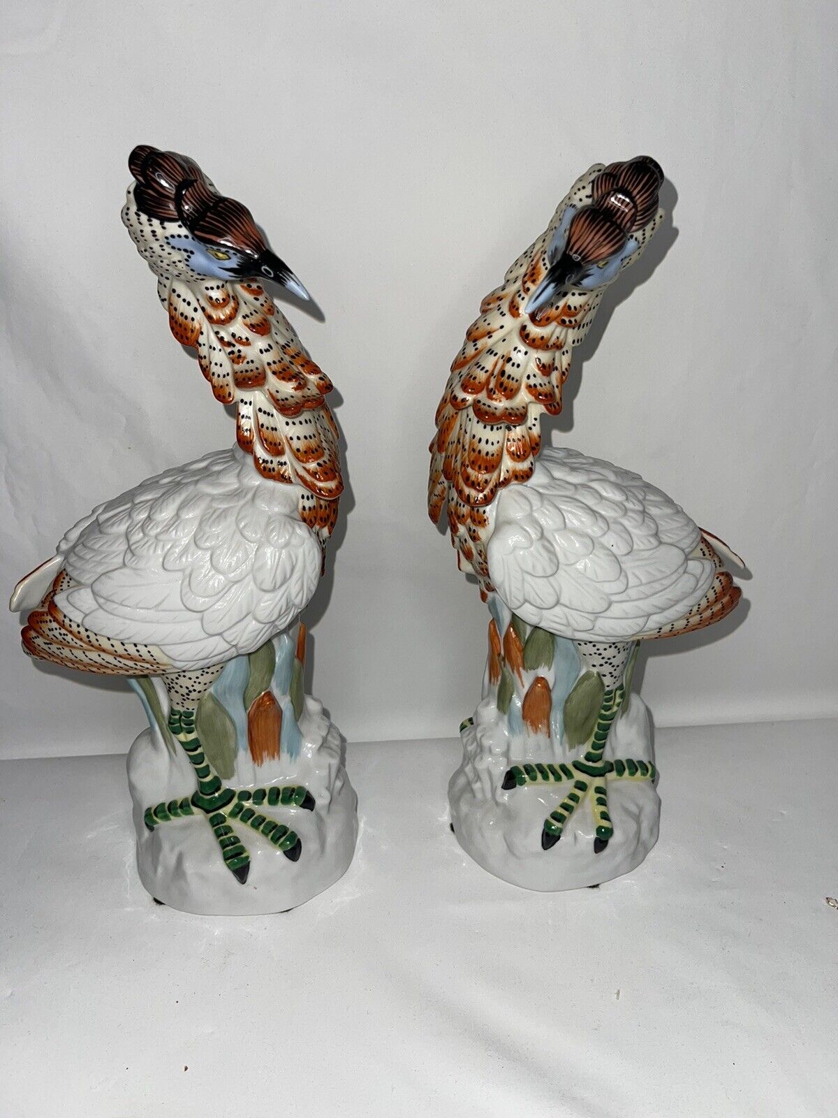 Pair Vintage Mottahedeh Italy Porcelain Exotic Bird Sculpture Figurine 