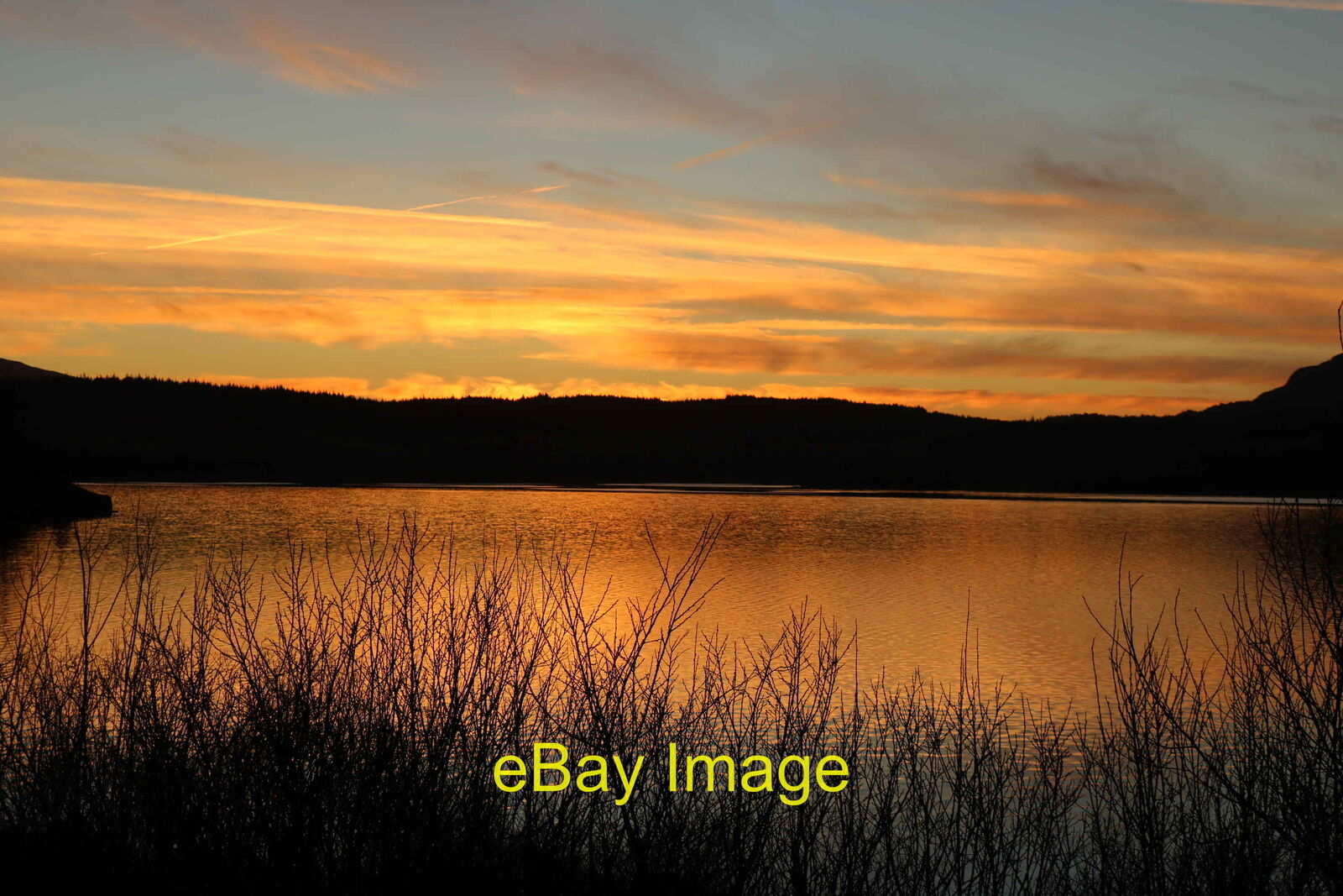 Photo 6x4 Sunset over Clatteringshaws Loch Bruce\'s Stone A beautiful end  c2019