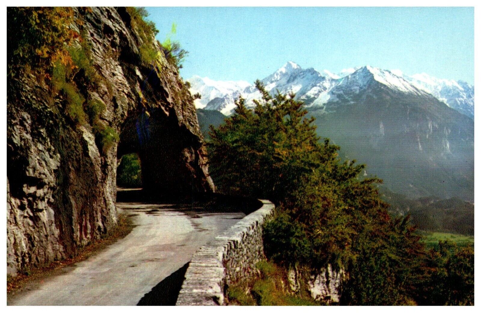 Brünig-Hasliberg Tierberge Mährenhorn Switzerland Chrome Postcard c.1950