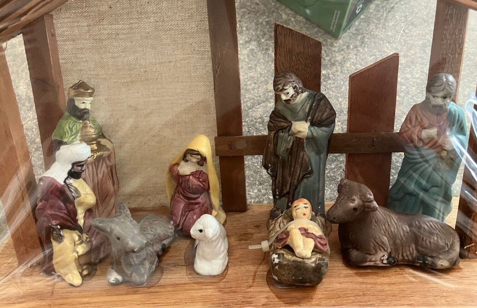 11pc Set Christmas Nativity Scene Set Baby Jesus ~ Figures Not Removable ~ NEW
