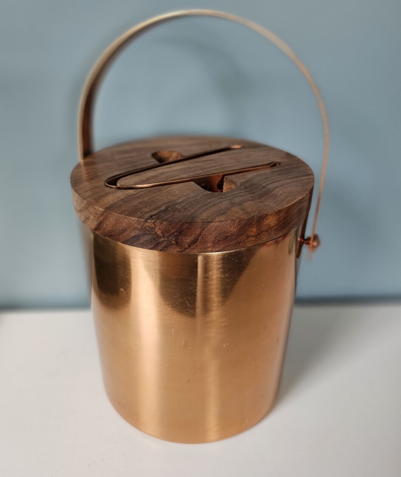 Vintage Copper Ice Bucket Liner Tongs Wood Lid Threshold