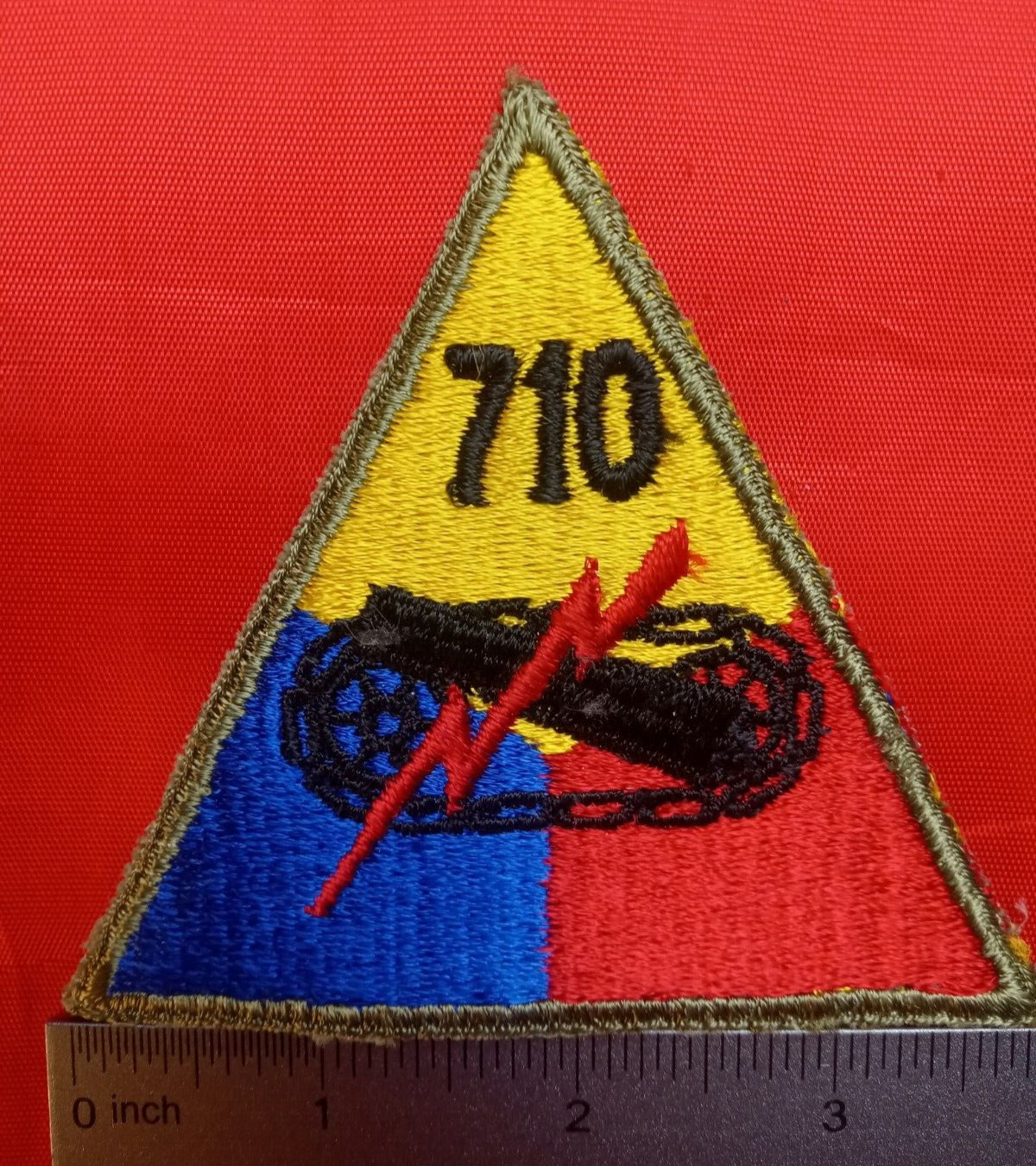 US Army Authentic WW2 Era 710th Armored Tank Battalion Division Patch, H 3.5