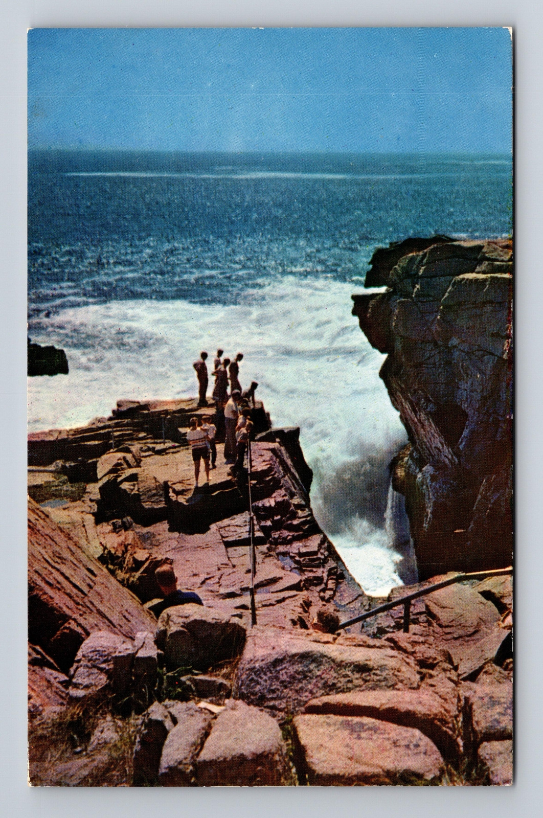 Chrome Postcard Acadia National Park ME Maine Bar Harbor Thunder Hole People