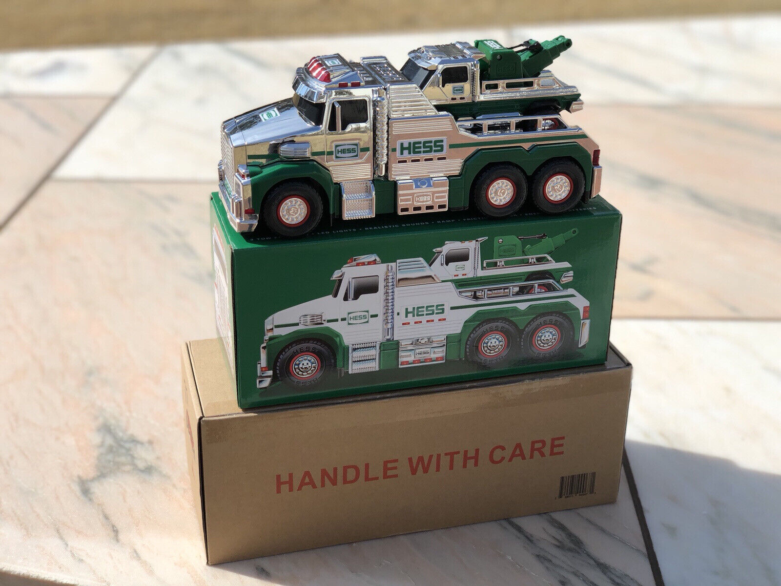 Custom Chrome 2019 Hess Toy Tow Truck Rescue Team in Original Box Silver Superb