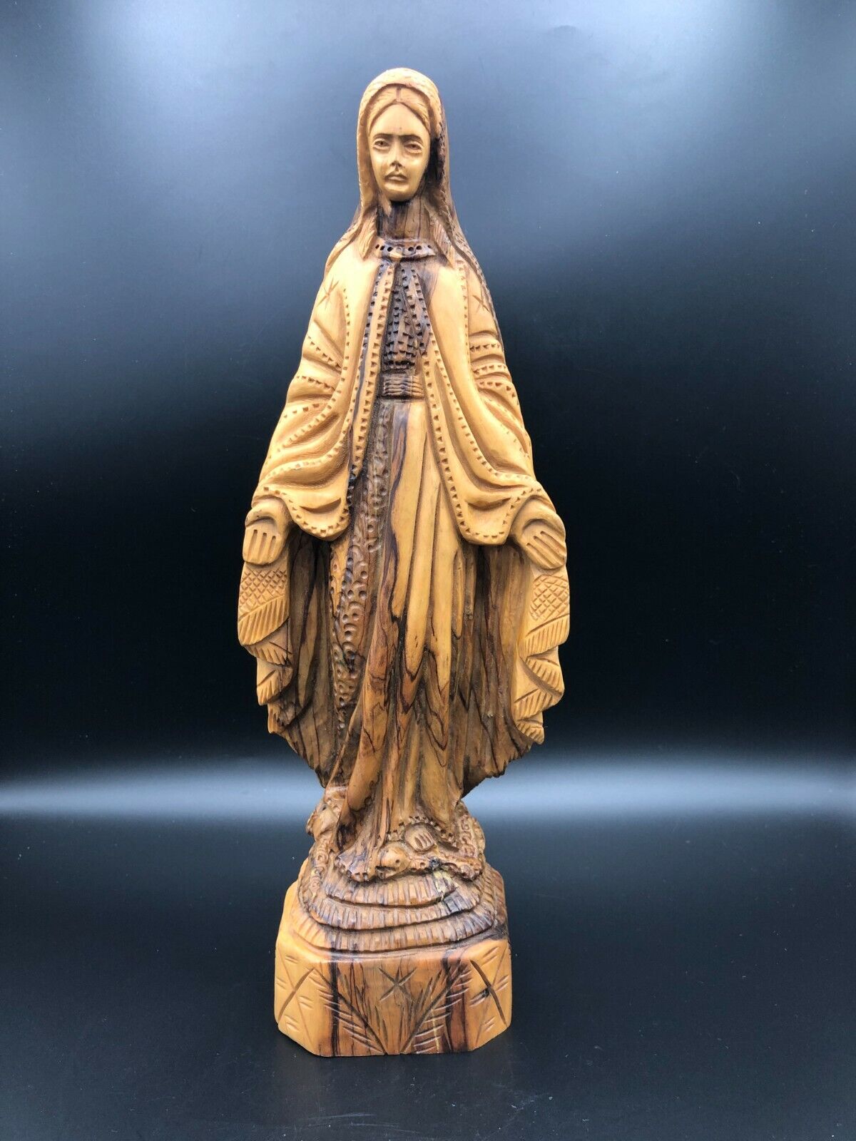 Vintage Hand Carved Wooden Our Lady Mary Madonna Statue Figurine, 13 1/2\