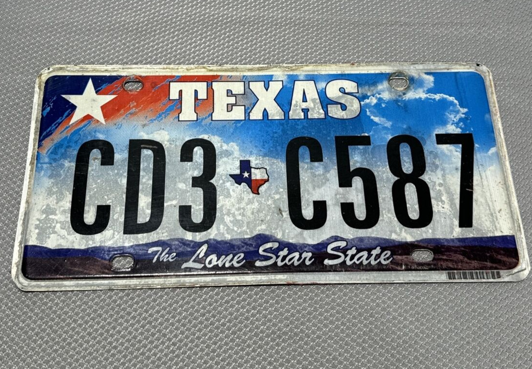 Texas License Plate CD3 C587 Car TX 2009 Clouds Lone Star State Flag Used Sky