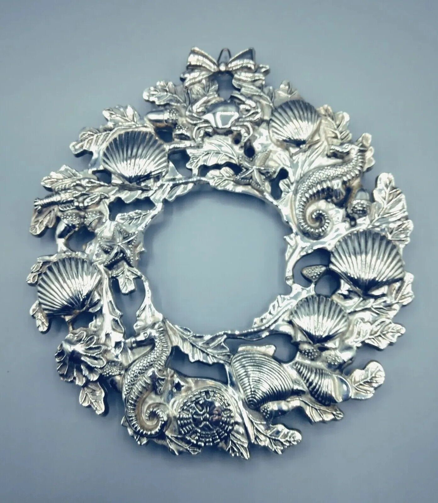 Godinger Sea Treasures Silver Plated 8.5” Trivet Wall Plaque Wreath Sea Life