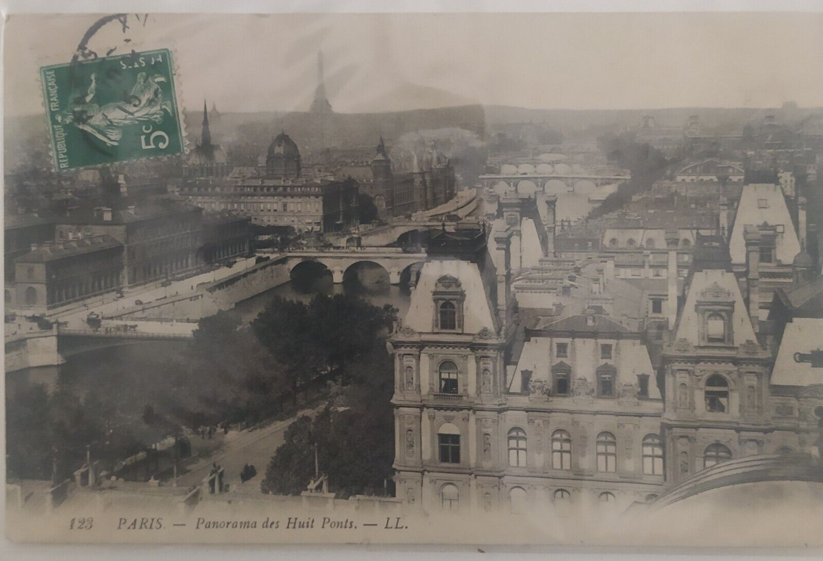 Old postcard from Paris (Huit Ponts), 1908