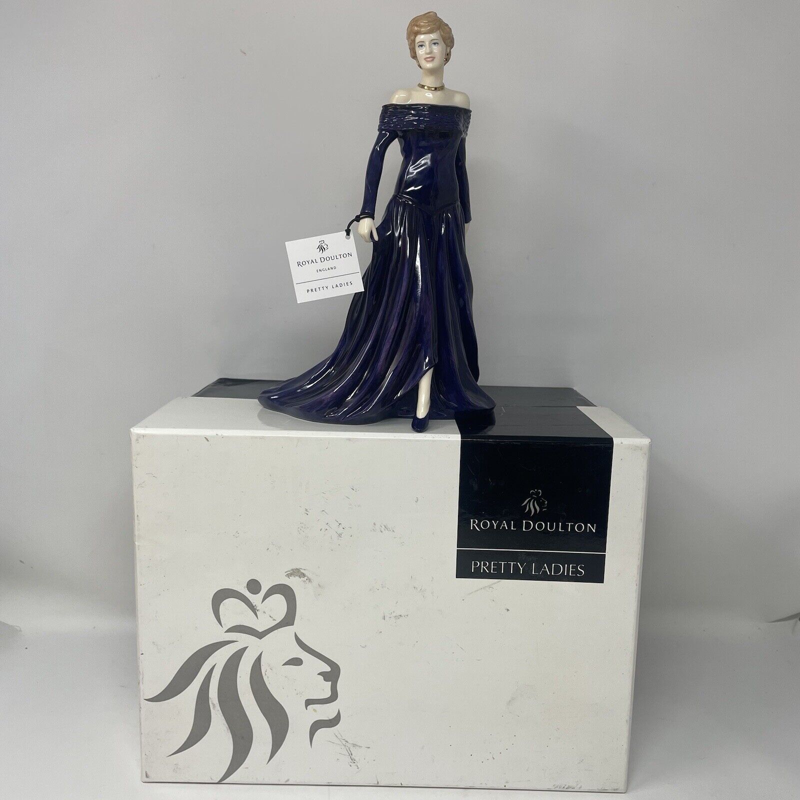 Royal Doulton Diana, Princess of Wales HN 5066 24/10,000 W/ Box Tag COA