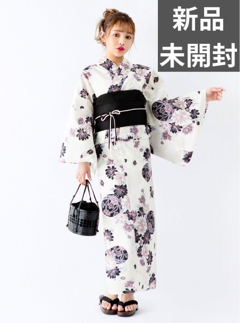 Japanese Monotone Yukata Set White Black Floral Pattern Grl Grail