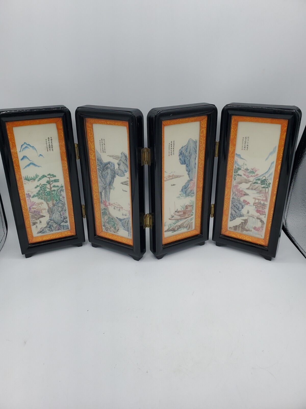 Beautiful Vtg. Asian Partition 4 Panels With Hand Painted Scenes & Silk Accents 