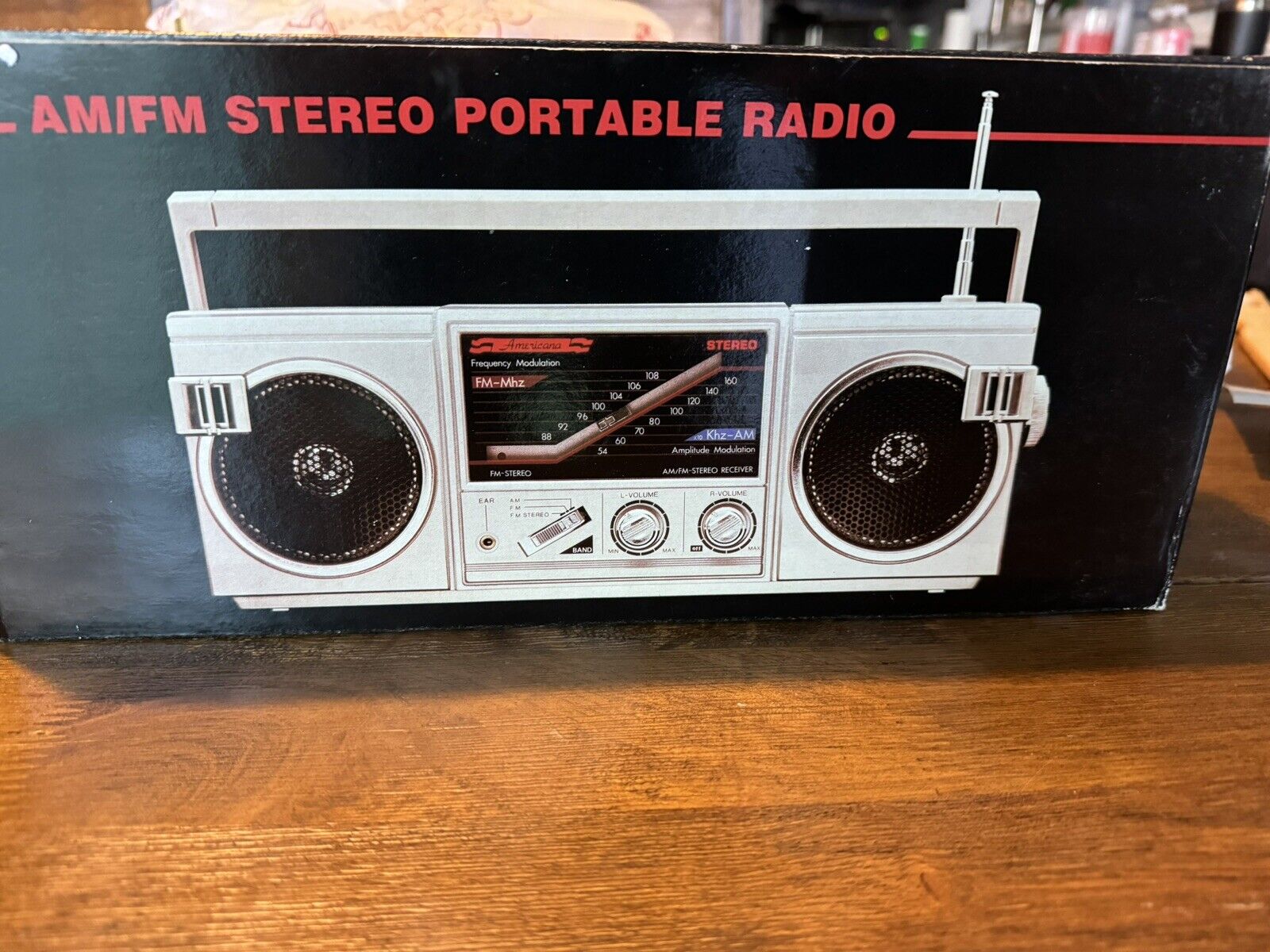 1988 Retro Americana Am/Fm Radio Receiver 