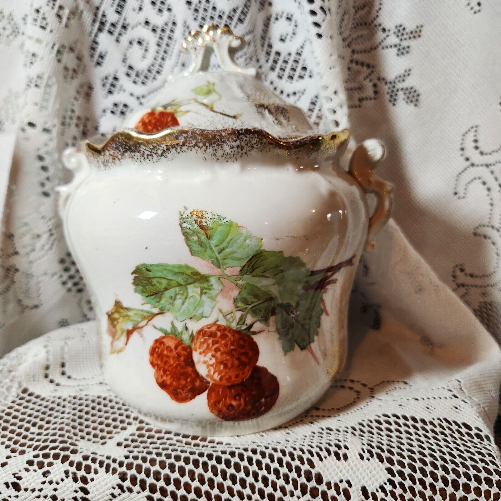 Vintage Strawberry Gilt Sponged Ceramic Canister Busicuit Cookie Jar Cottagecore