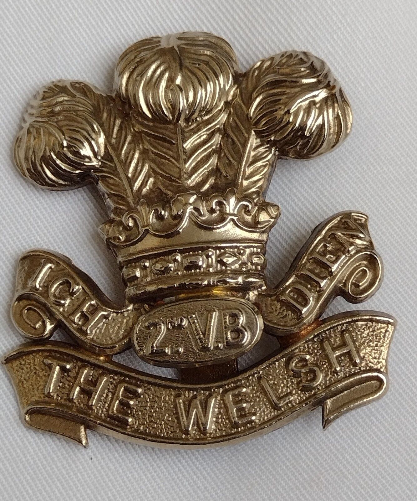 WW1 2nd Volunteer Battalion The Welsh Regiment Cap Badge All White Metal ANTIQUE