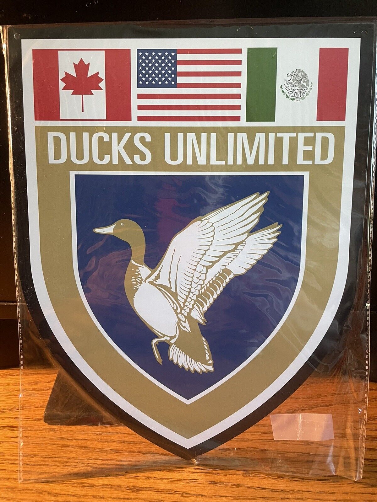 North America - Ducks Unlimited Metal Sign 10”x12” SHEILD SHAPE NIP RARE HTF