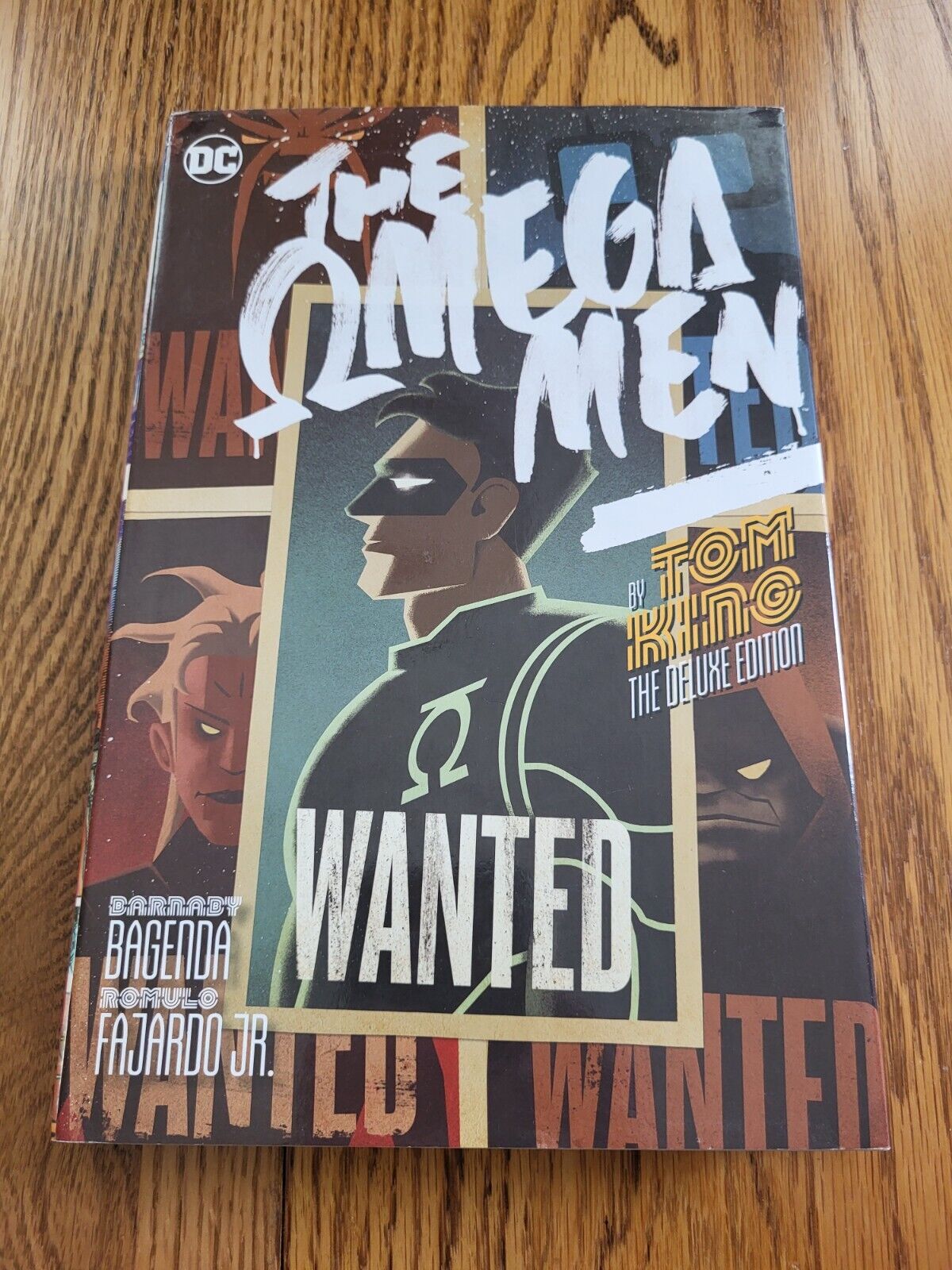 DC Comics The Omega Men by Tom King - Deluxe Edition (Hardcover, 2020)