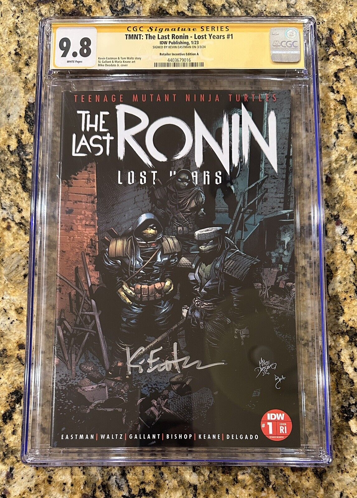 Kevin Eastman Signed TMNT Last Ronin Lost Years #1 - VARIANT CGC SS 9.8