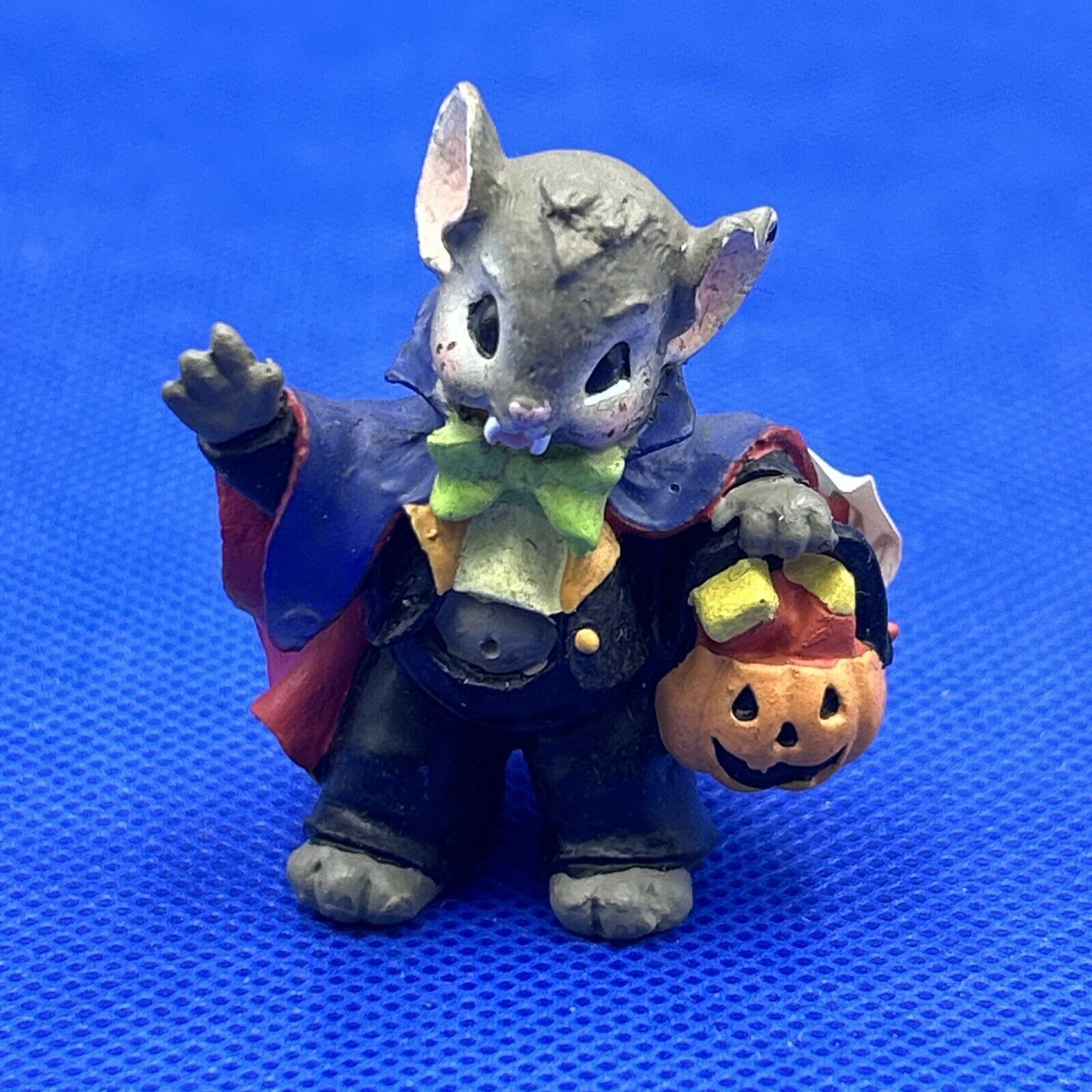MouseKins Midwest of Cannon Falls Halloween Vampire Mouse Miniature Figurine