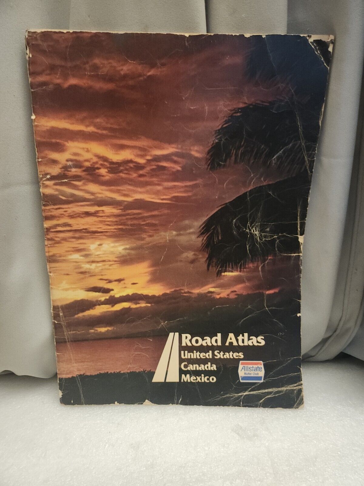 Allstate Motor Club Road Atlas - US, Canada, Mexico 1984