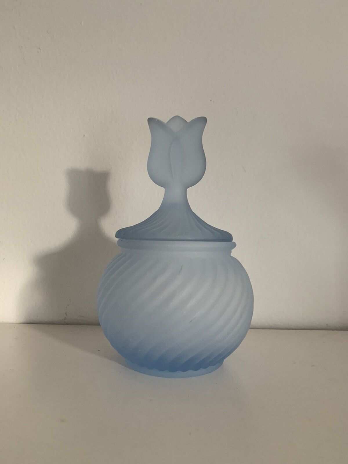 Partylite Covered Candle Votive Jar Blue Satin Frosted Glass Tulip Flower 5.75\
