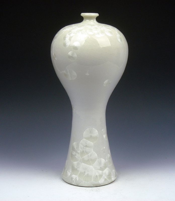 11.25 Inches White Crystalline Glazed Porcelain LARGE Heavy Vase #05101706