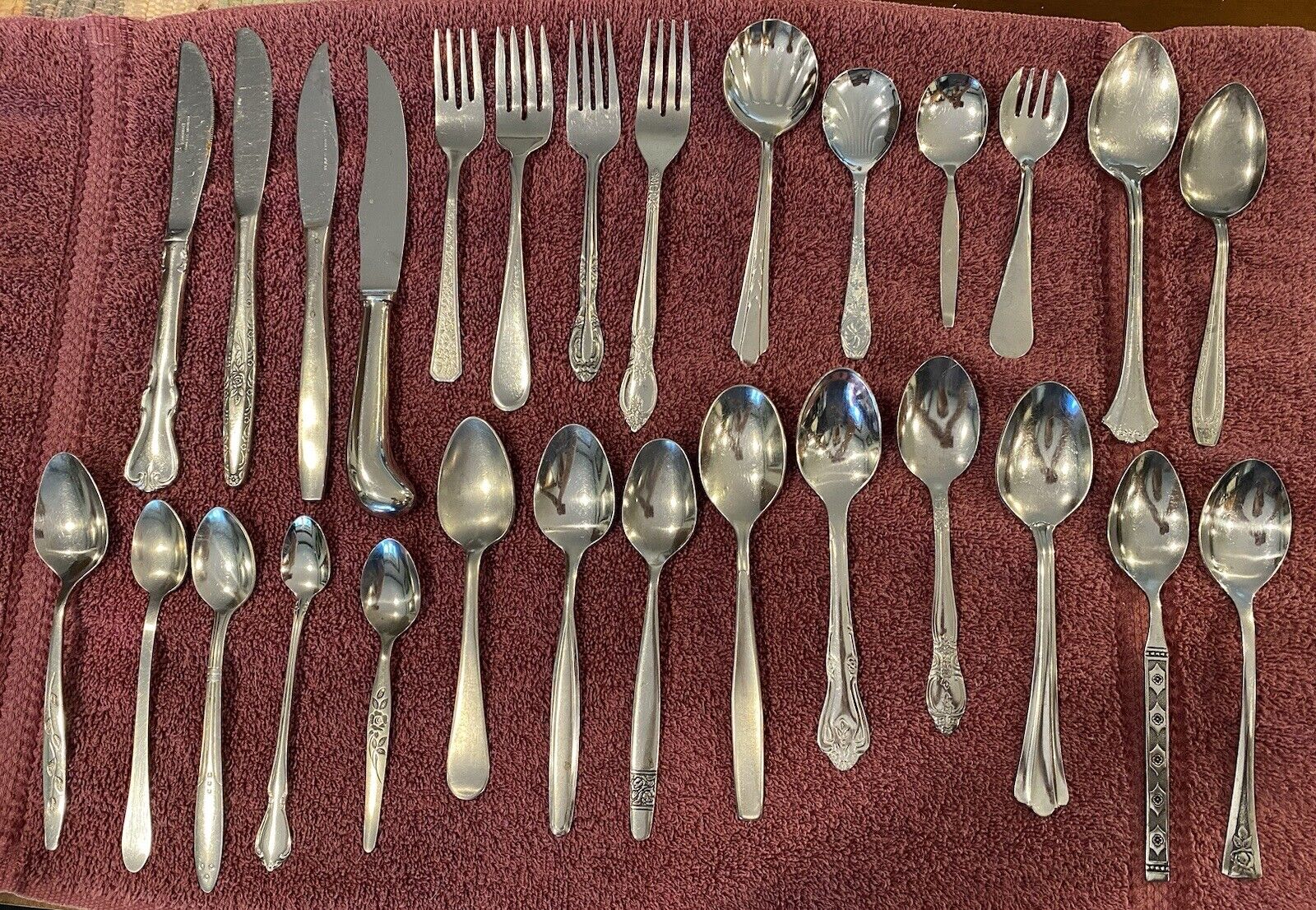 MIXED LOT 28 PIECES VINTAGE STAINLESS STEEL FLATWARE