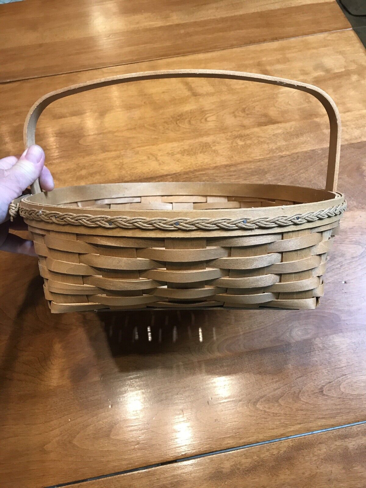 Longaberger 09 Fancy Round Pie Basket SIGNED BY 4 - JERRY MARY LARRY TAMI LONG.
