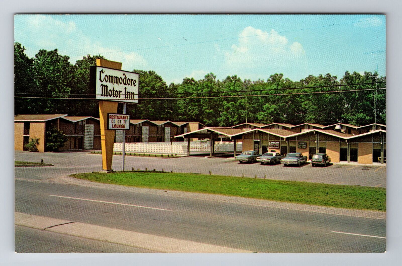 Tullahoma TN-Tennessee, Commodore Motor Inn Advertising, Vintage Postcard