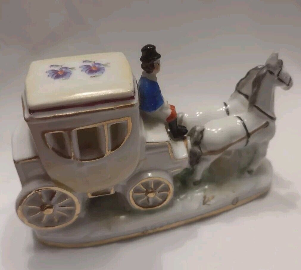 Vintage Japan Porcelain Horse And Carriage Stagecoach #30258
