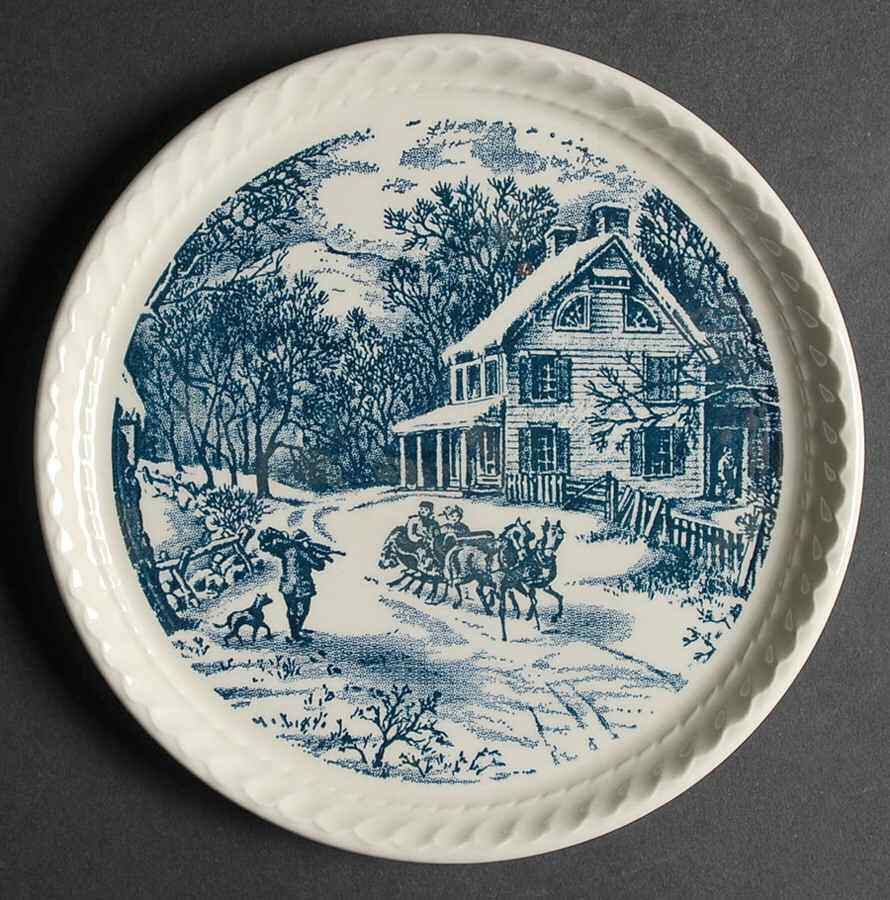 Royal  Currier and Ives Blue Dessert Pie Plate 642952