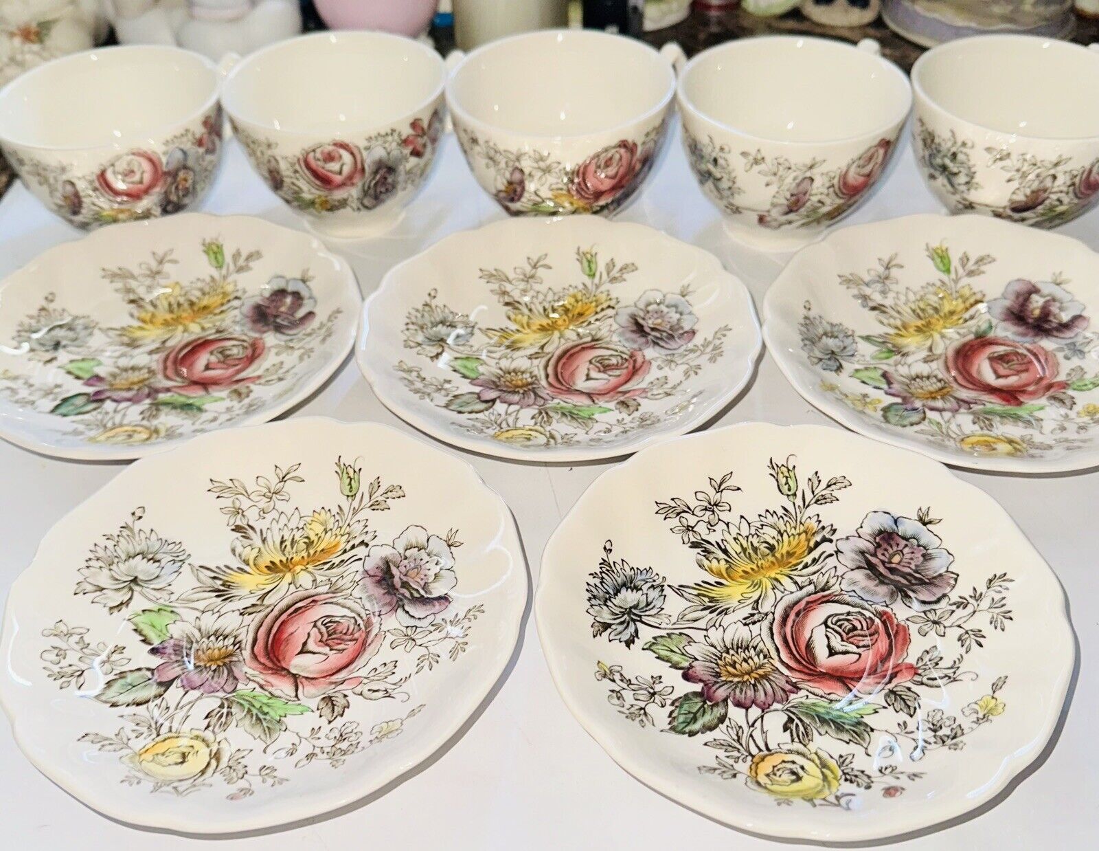 SHERATON Johnson Bros 5 CUPS / 5 SAUCERS Hand Painted Vintage Ironstone