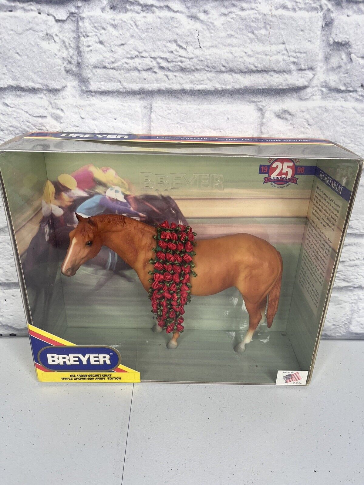 Breyer Reeves Horse #770598 Secretariat Triple Crown 25th Anniversary (1990)