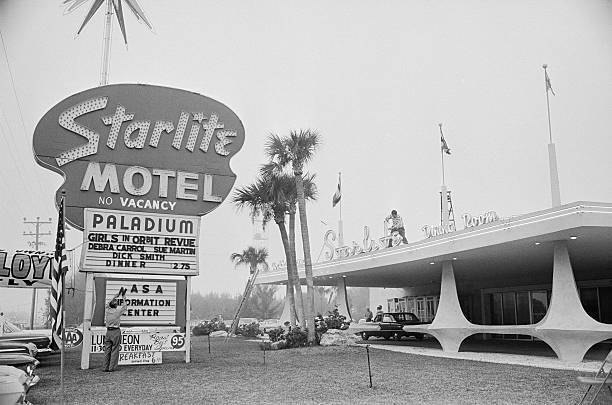 Part Floridas Space Boom Cocoa Beach Fla Starlite Motel Cocoa B- 1962 Old Photo