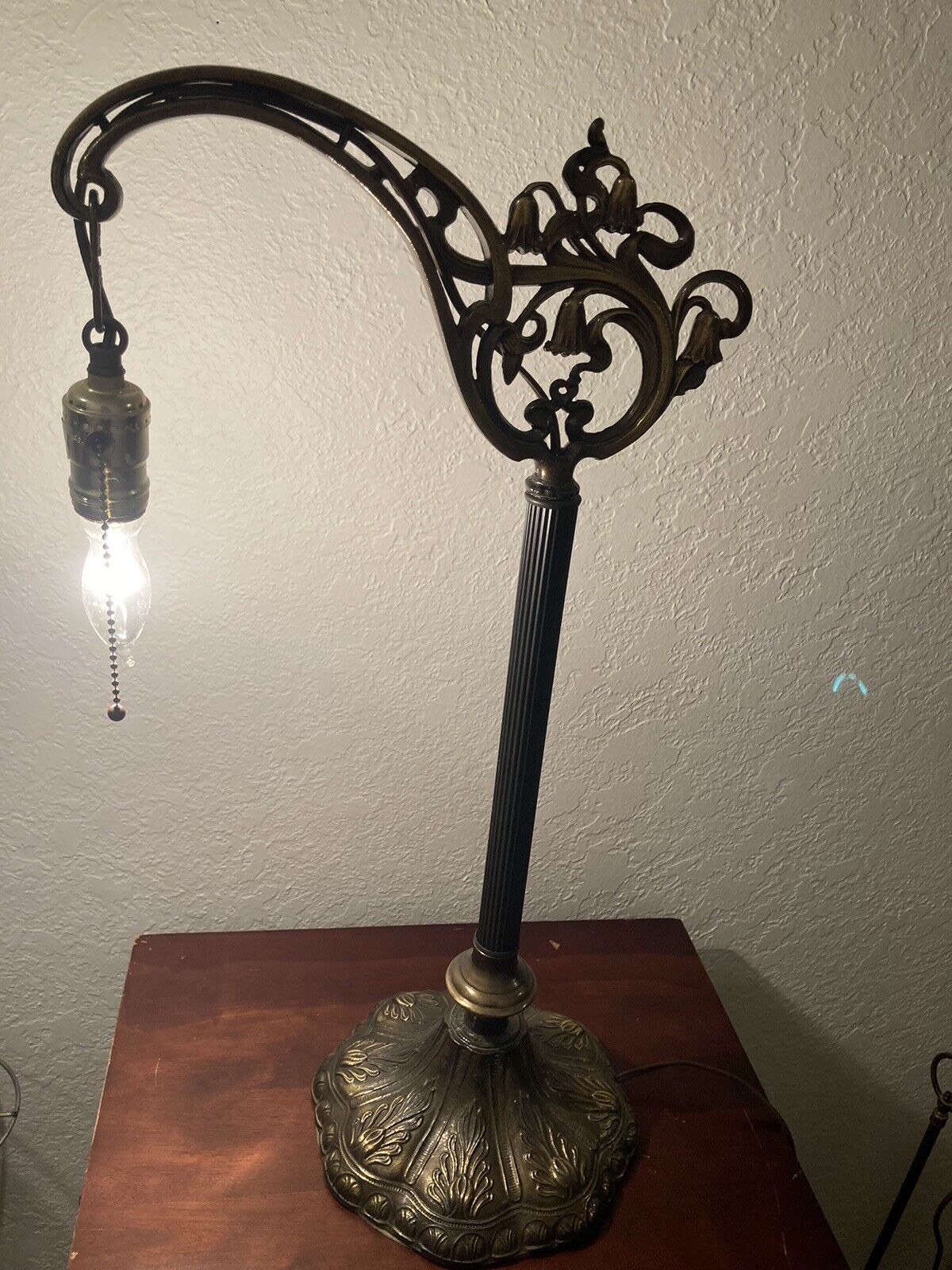 Vintage Antique Floral Art Nouveau Bronze Table Lamp Ship Bridge Arm 23.5 Inches