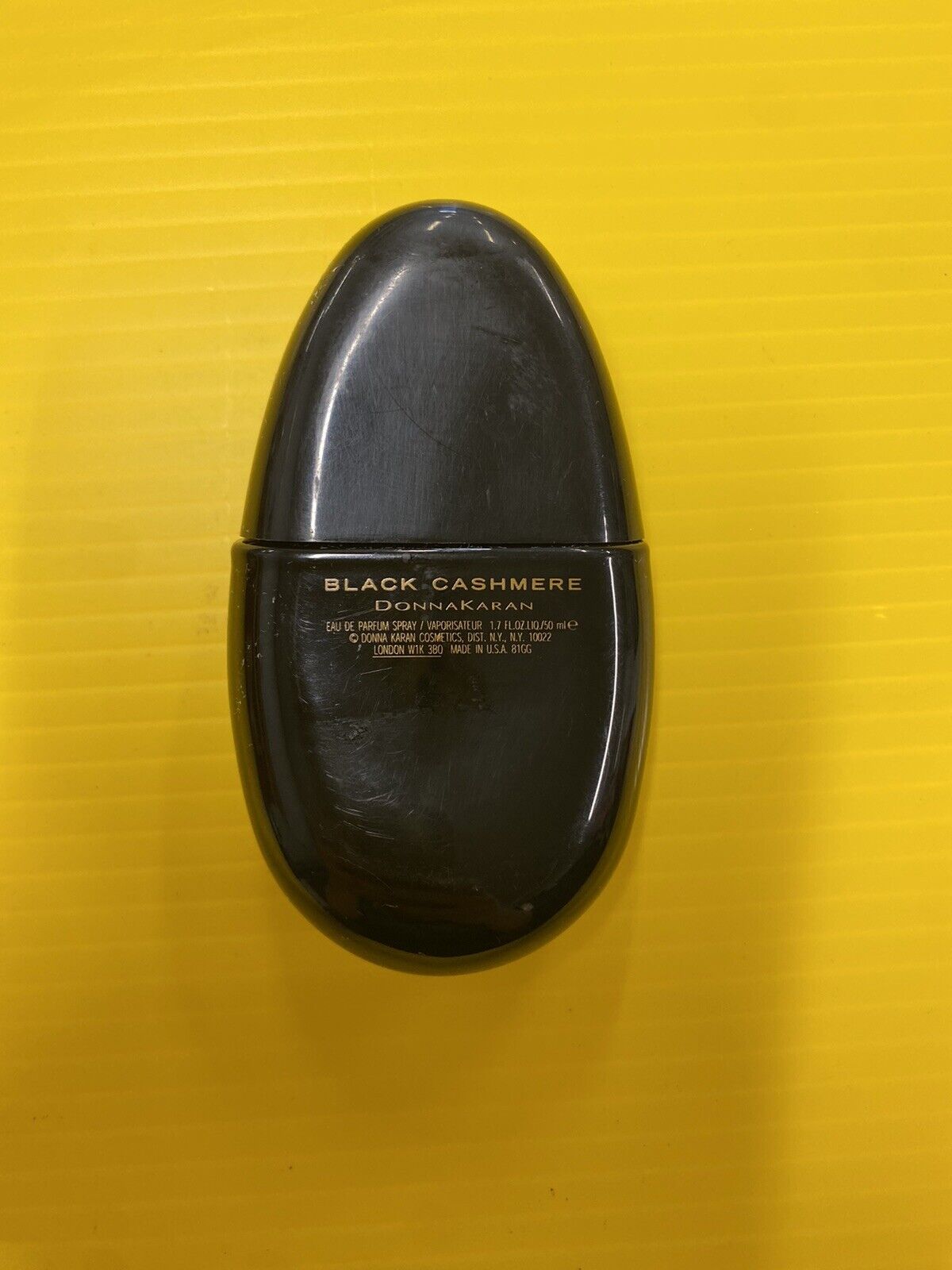 Vintage Donna Karan Black Cashmere  1.7 oz 50 ml Eau de Parfum Spray Approx 70%