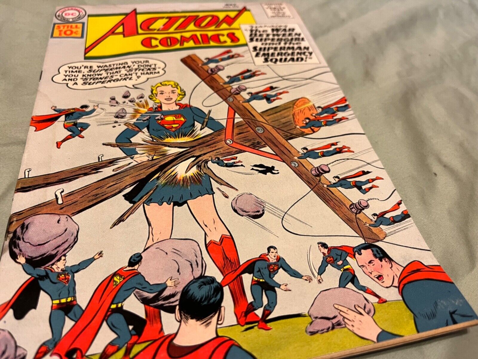 Action Comics #276 The War Between Supergirl And The Superman Emergency Squad