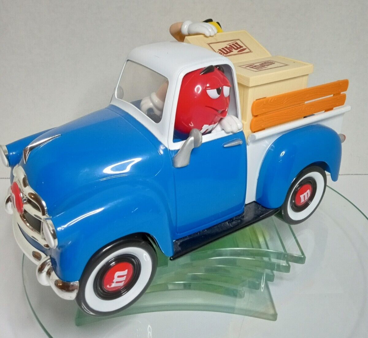 M&M\'s Toy Truck Blue Plastic Red Yellow M&M Candy Collectibles