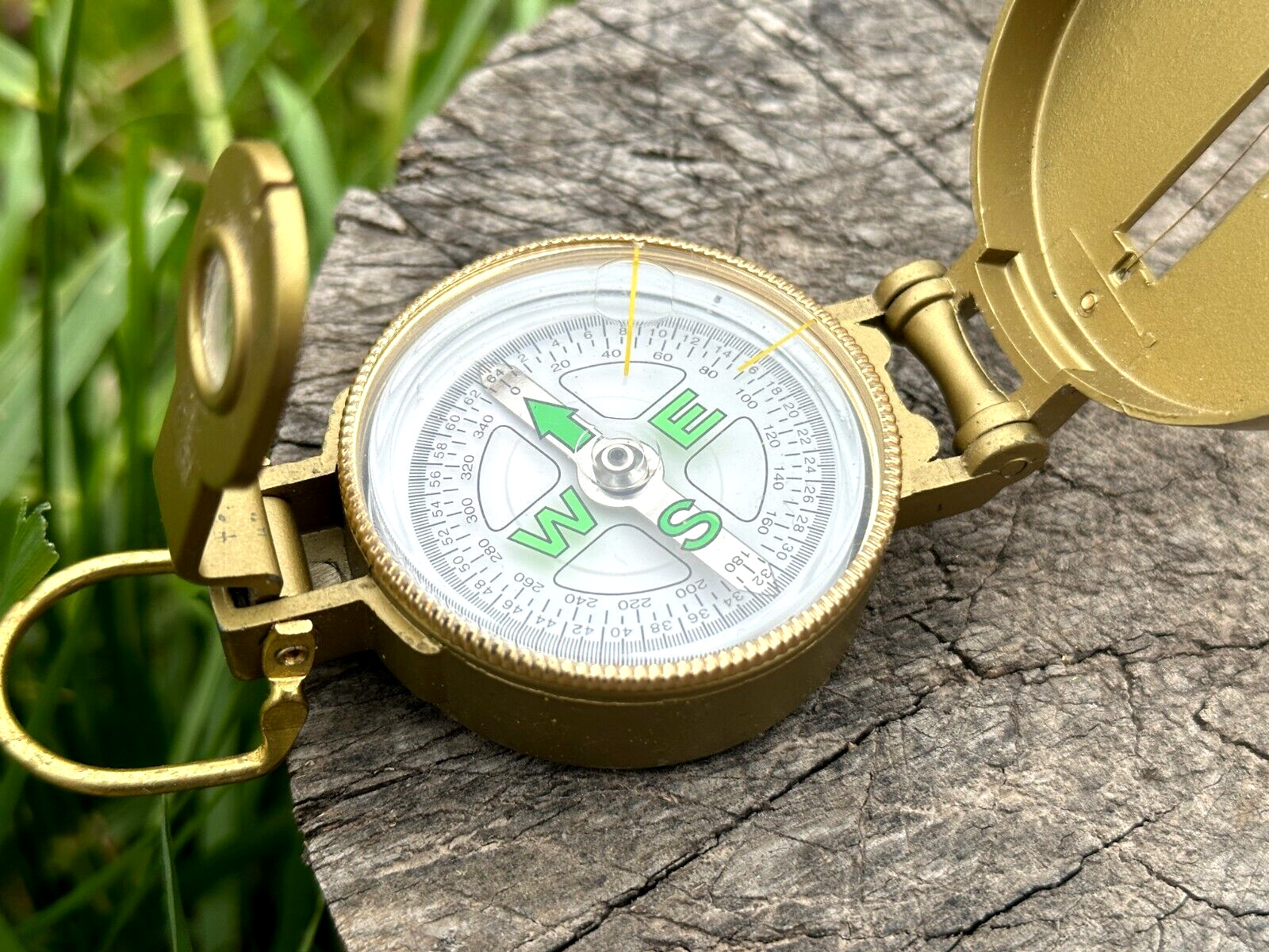 military soldier trophy compass directional engineer Ukraine army