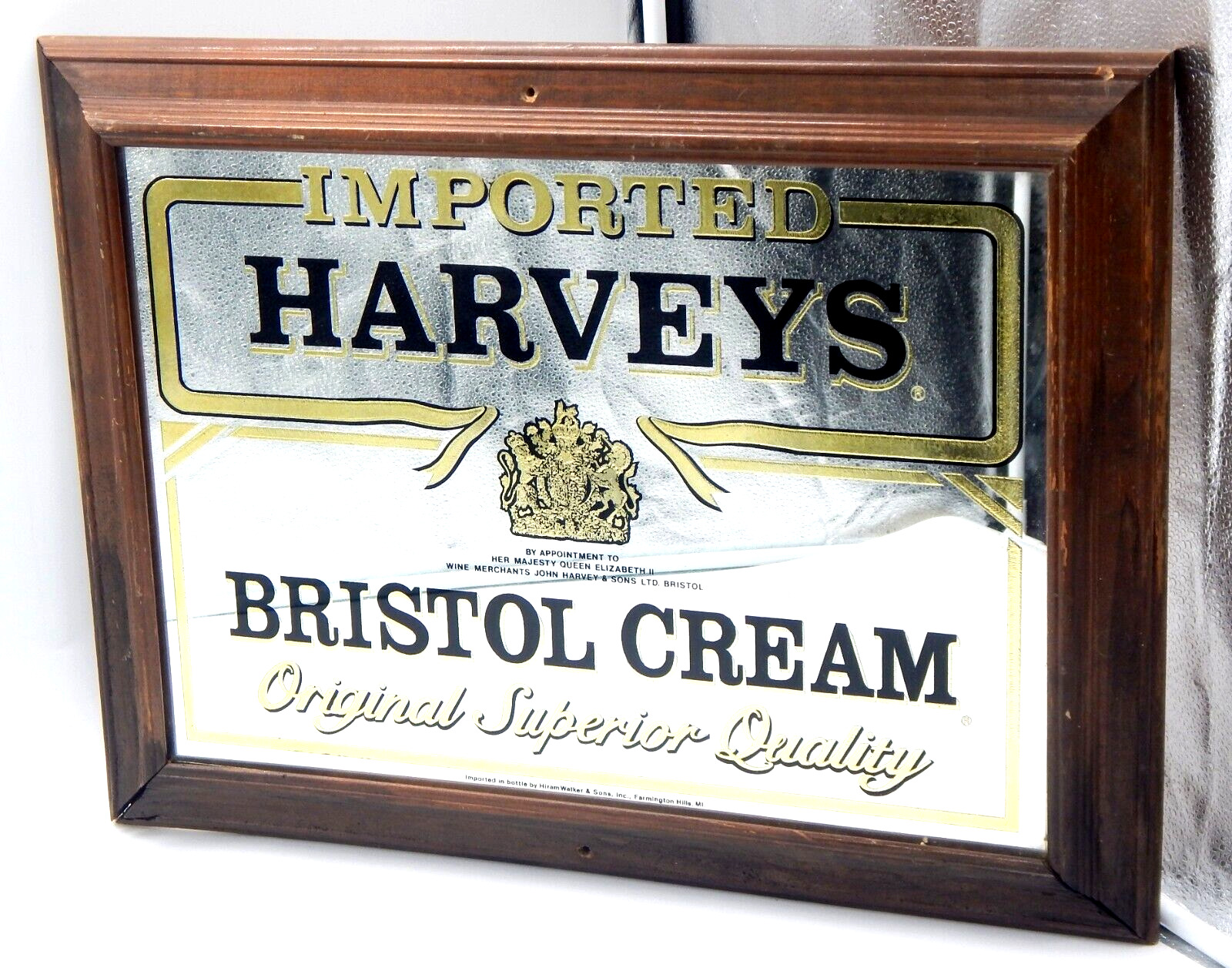 Harvey's Bristol Cream Vintage Mirrored Wood Frame 16.5 H x 21.5 Bar Sign Beeco