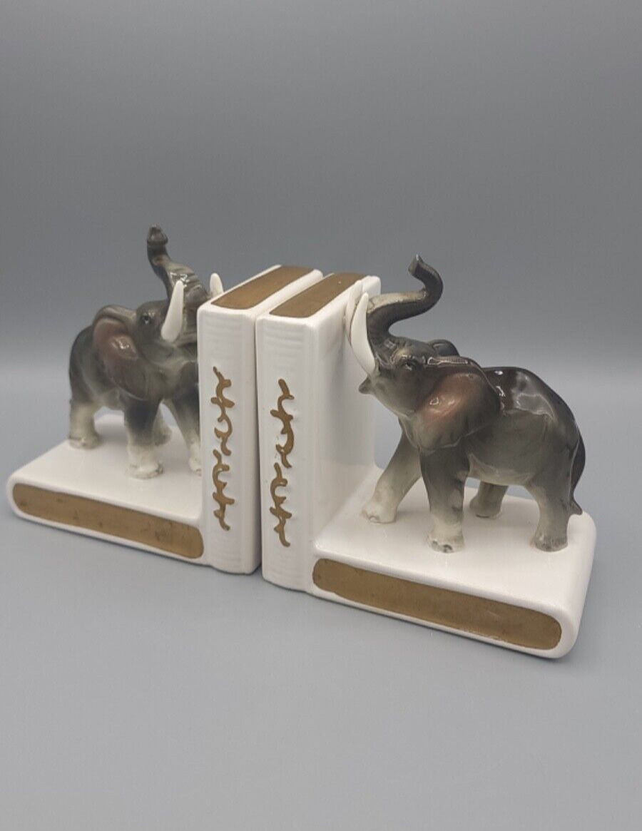 Vintage 1950s Brinn’s Japan Trunk Up Elephant Porcelain Bookends - TV1418