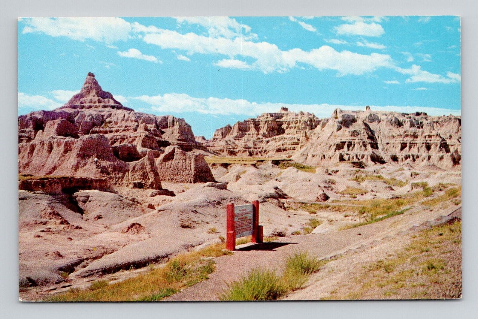 Postcard South Dakota Badlands, Vintage Chrome N19