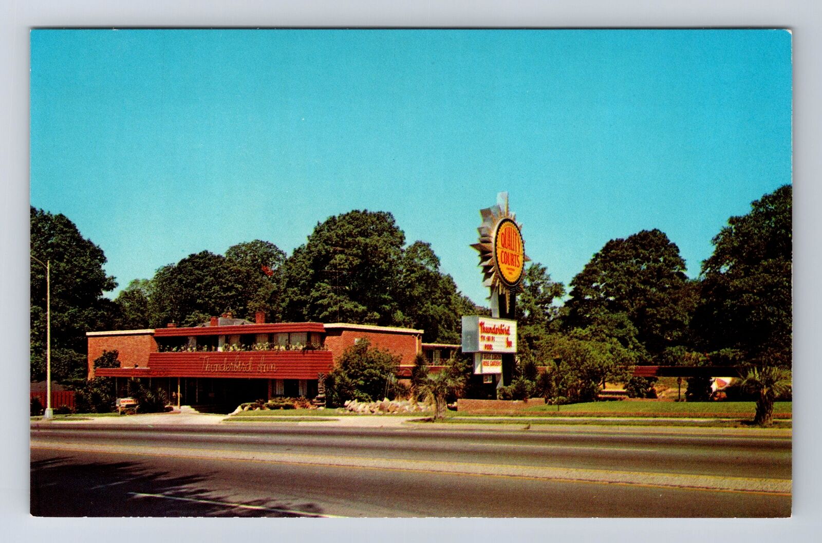 Orangeburg SC-South Carolina, Thunderbird Inn, Advertisment, Vintage Postcard