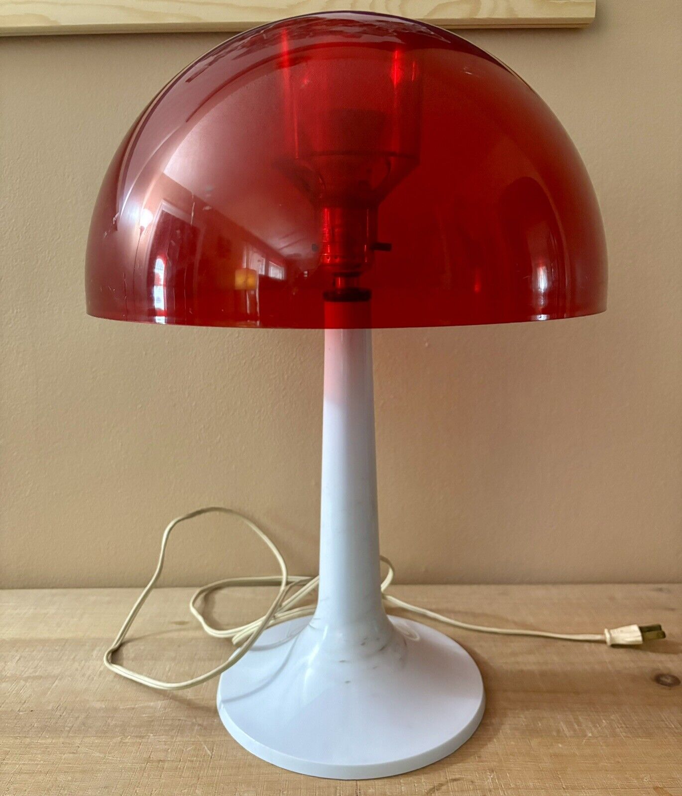 Vintage Gilbert Softlite Mushroom Lamp Red & White Plastic Mid Century Modern